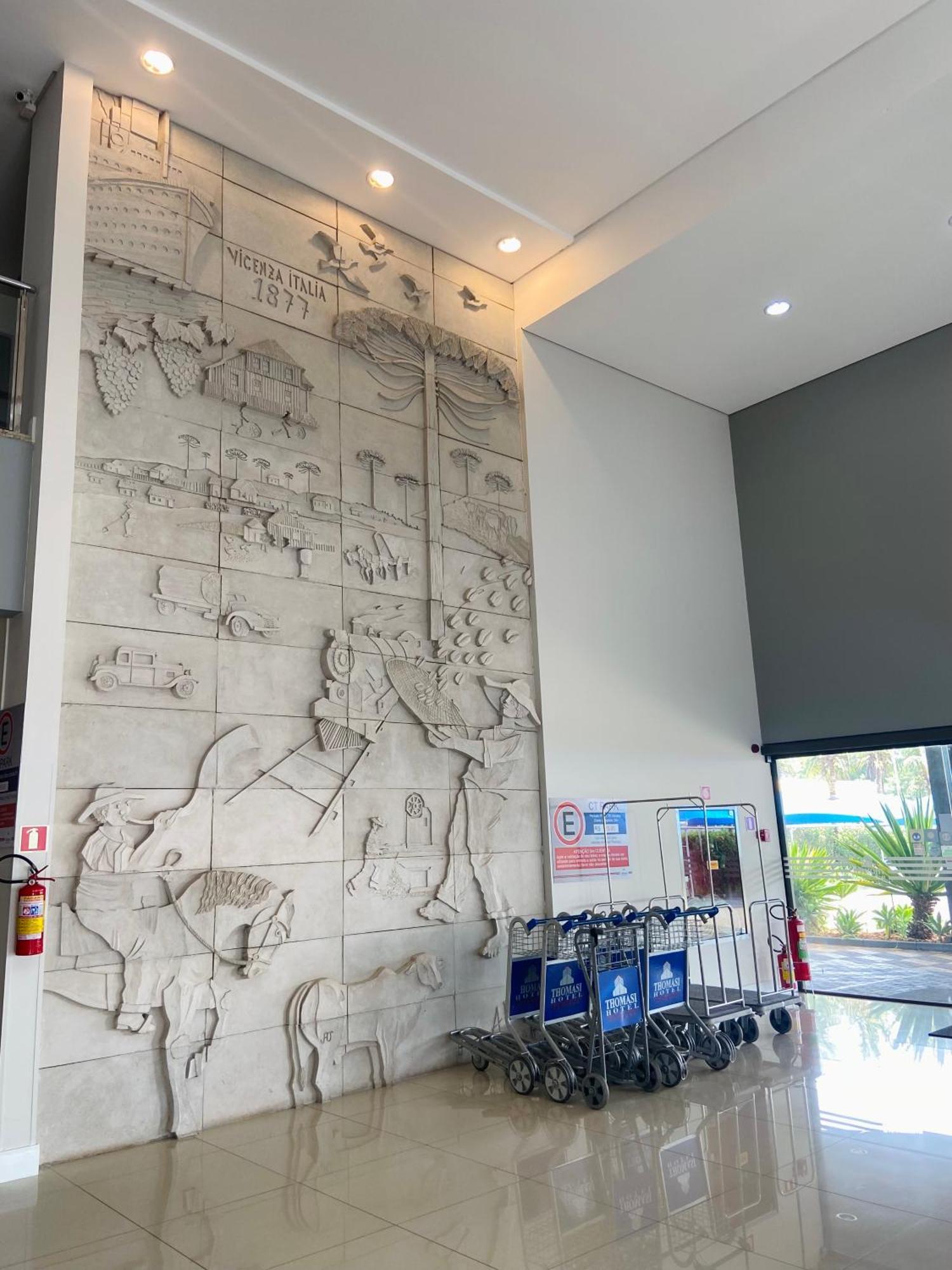 מרינגה Hotel Thomasi Express מראה חיצוני תמונה